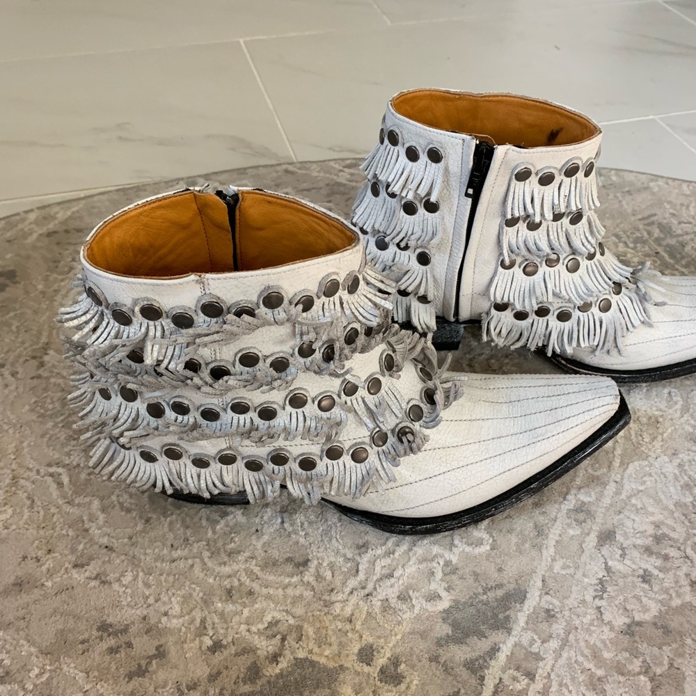 Old Gringo cowboy boots